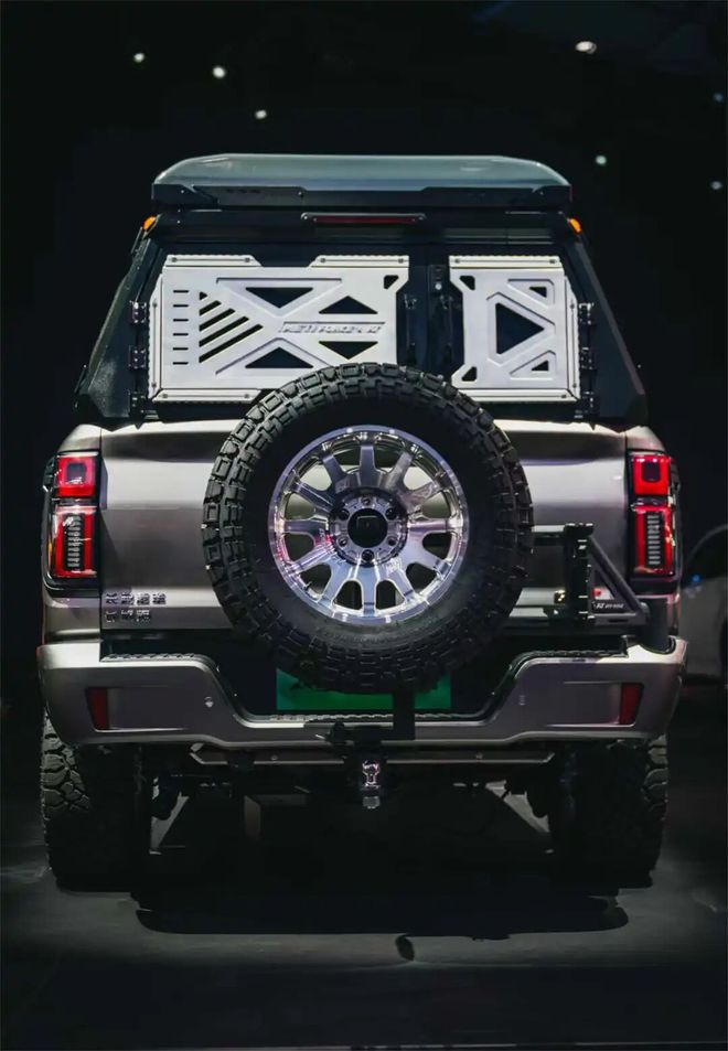 9月19亮相成都房车展关键是价格还特划算!AG真人澳门百家家乐免购置税的新能源皮卡!(图6) 9月19亮相成都房车展关键是价格还特划算!AG真人澳门百家家乐免购置税的新能源皮卡!(图6)