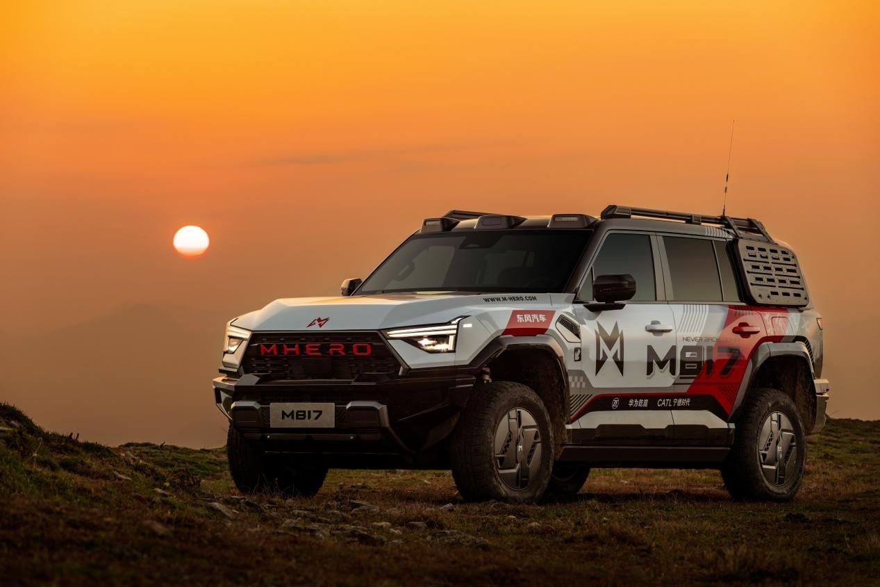 Hero版原厂改装野出你的专属范儿AG真人平台拒绝汽配风！猛士M817(图4)